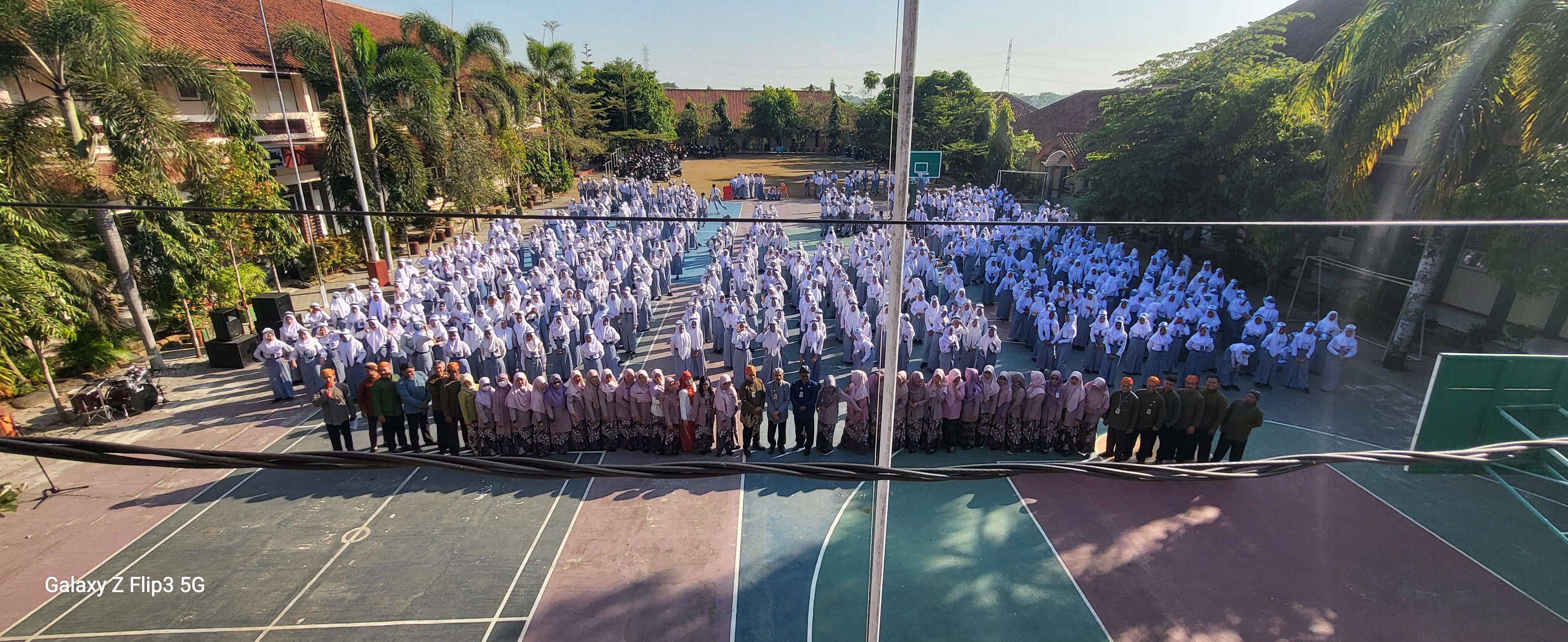 LAPANGAN SMA NEGERI 1 KLIRONG